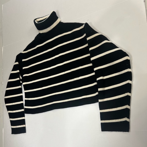 Zara Black and White Turtleneck Sweater with Stripes - Picture 6 of 10
